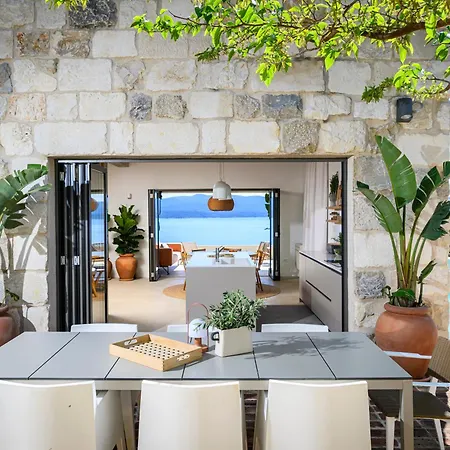 Villa Mediterranean House Amada